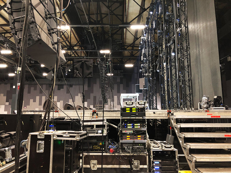 Why Theater Prop Tables Need To Stay Organized