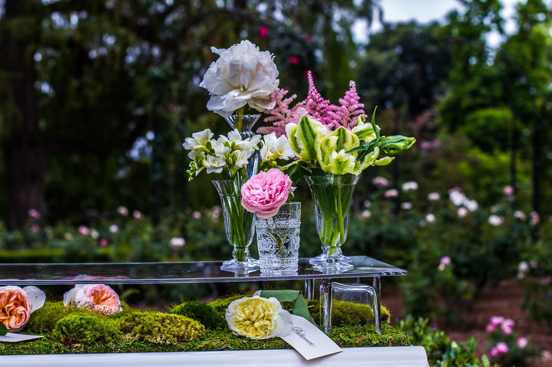 flowers on party table